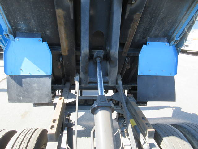 いすゞエルフダンプ小型（2t・3t）[写真23]