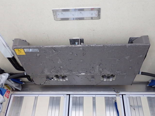 三菱ふそうキャンター冷凍車（冷蔵車）小型（2t・3t）[写真12]