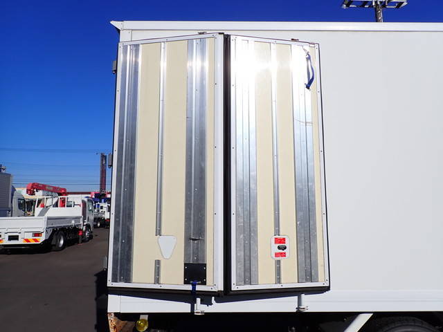 三菱ふそうキャンター冷凍車（冷蔵車）小型（2t・3t）[写真16]