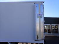 三菱ふそうキャンター冷凍車（冷蔵車）小型（2t・3t）[写真17]