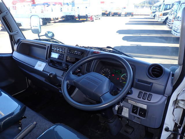 三菱ふそうキャンター冷凍車（冷蔵車）小型（2t・3t）[写真29]