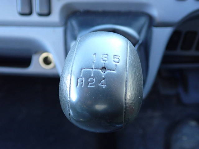 三菱ふそうキャンター冷凍車（冷蔵車）小型（2t・3t）[写真30]