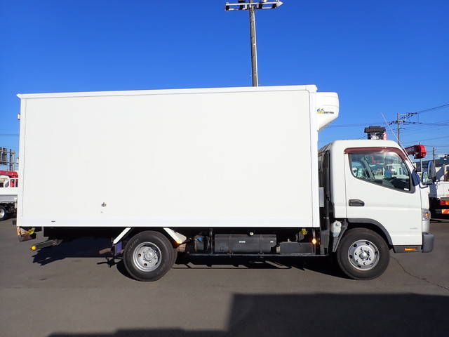 三菱ふそうキャンター冷凍車（冷蔵車）小型（2t・3t）[写真06]