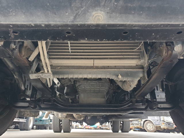 日野レンジャーパッカー車（塵芥車）中型（4t）[写真18]