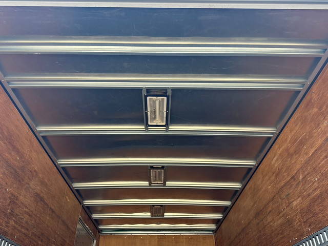 いすゞエルフアルミバン小型（2t・3t）[写真11]