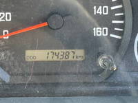 いすゞエルフアルミバン小型（2t・3t）[写真31]