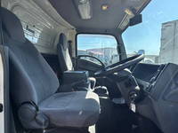 いすゞエルフアルミバン小型（2t・3t）[写真34]