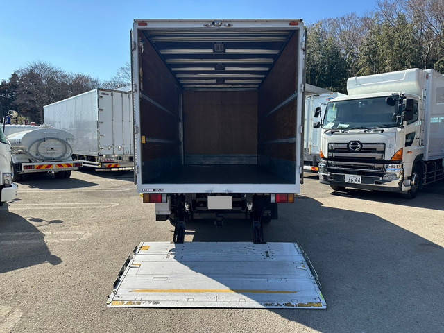 いすゞエルフアルミバン小型（2t・3t）[写真08]