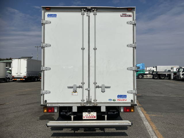 いすゞエルフアルミバン小型（2t・3t）[写真10]