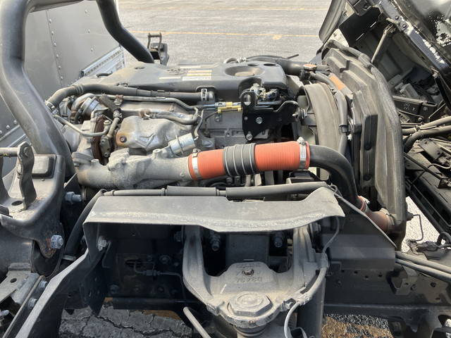 いすゞエルフアルミバン小型（2t・3t）[写真28]