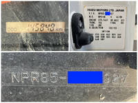 いすゞエルフアルミバン小型（2t・3t）[写真40]