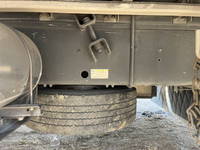 いすゞギガアルミウイング大型（10t）[写真25]