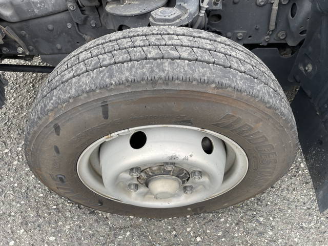 いすゞエルフ平ボディ小型（2t・3t）[写真18]