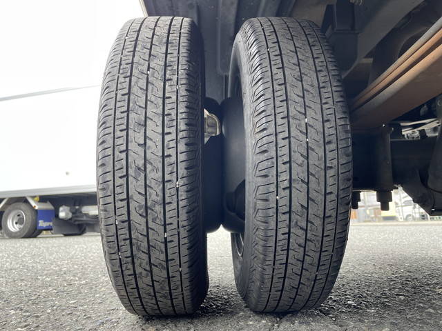 いすゞエルフ平ボディ小型（2t・3t）[写真19]