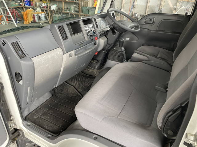 いすゞエルフ平ボディ小型（2t・3t）[写真29]