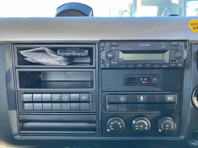 三菱ふそうファイターセーフティクレーン4段増トン（6t・8t）[写真14]