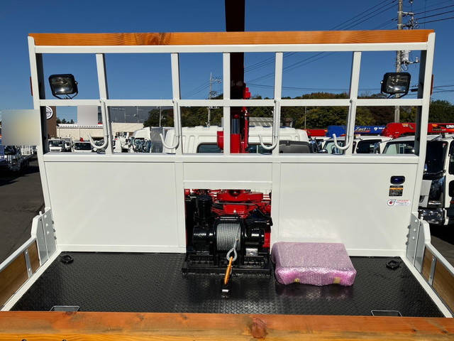 三菱ふそうファイターセーフティクレーン4段増トン（6t・8t）[写真30]