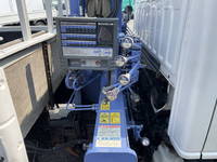 いすゞエルフクレーン4段小型（2t・3t）[写真17]