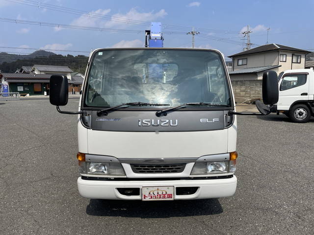 いすゞエルフクレーン4段小型（2t・3t）[写真08]