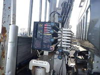 三菱ふそうキャンタークレーン5段小型（2t・3t）[写真10]