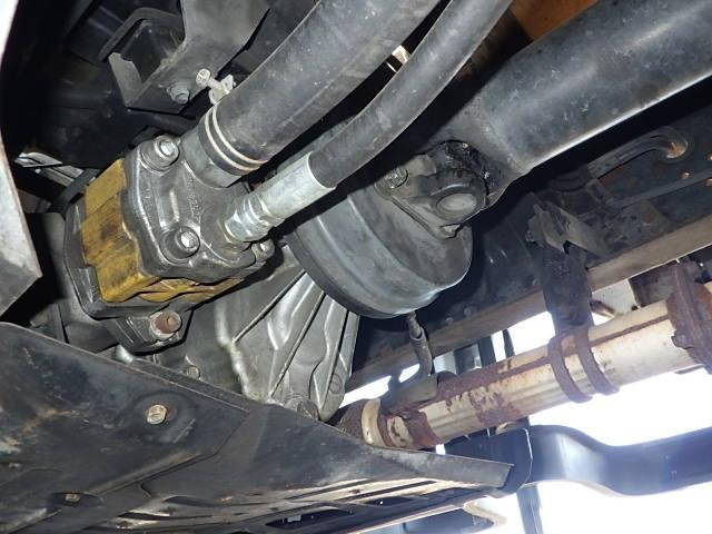 三菱ふそうキャンタークレーン5段小型（2t・3t）[写真18]