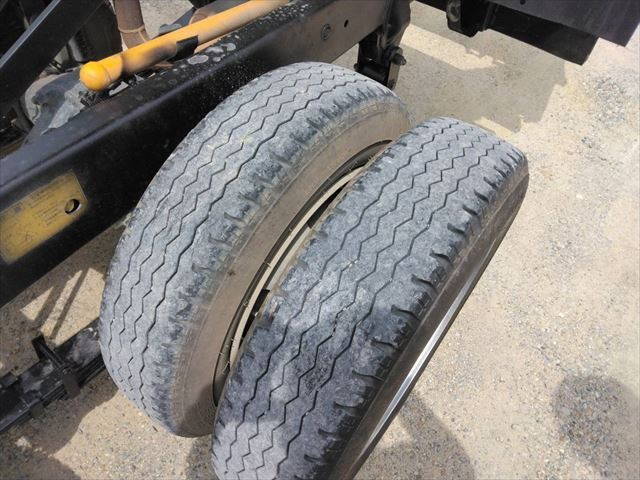 三菱ふそうキャンターダンプ小型（2t・3t）[写真19]