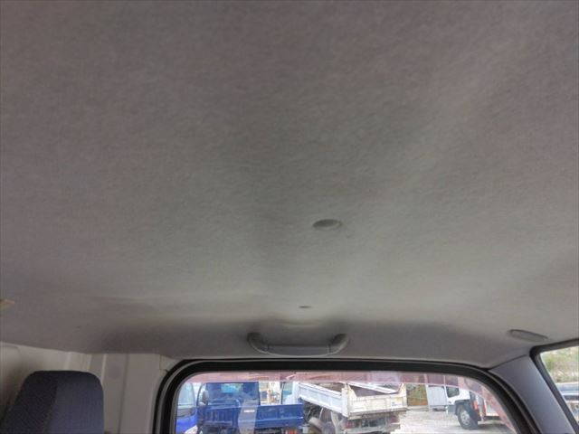 三菱ふそうキャンターダンプ小型（2t・3t）[写真32]