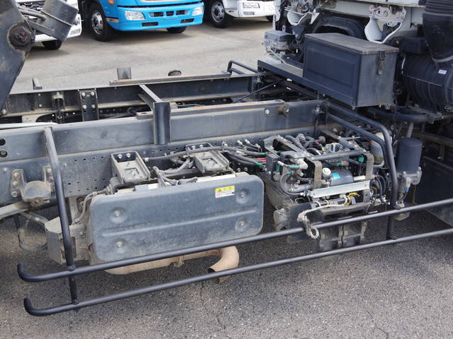 いすゞフォワードダンプ中型（4t）[写真15]