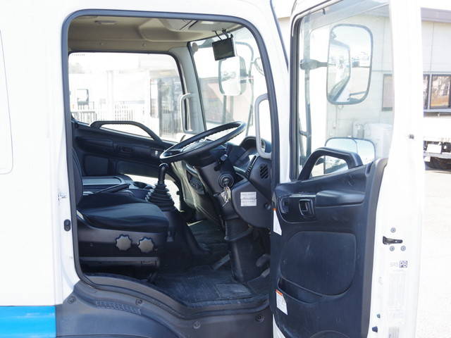 日野レンジャー冷凍車（冷蔵車）中型（4t）[写真32]