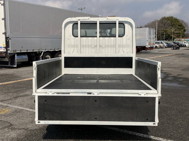 トヨタトヨエースダブルキャブ（Wキャブ）小型（2t・3t）[写真12]