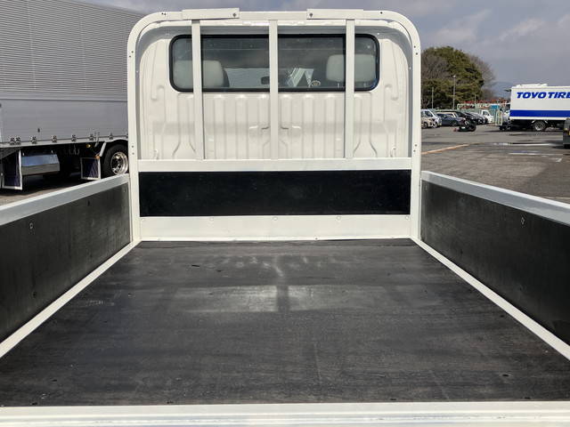 トヨタトヨエースダブルキャブ（Wキャブ）小型（2t・3t）[写真13]