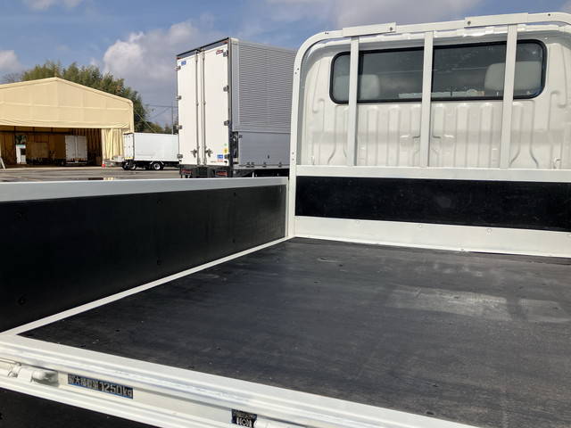 トヨタトヨエースダブルキャブ（Wキャブ）小型（2t・3t）[写真14]