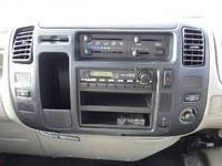 トヨタトヨエース平ボディ小型（2t・3t）[写真11]