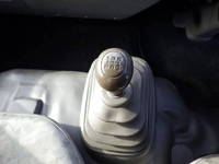 トヨタトヨエース平ボディ小型（2t・3t）[写真13]