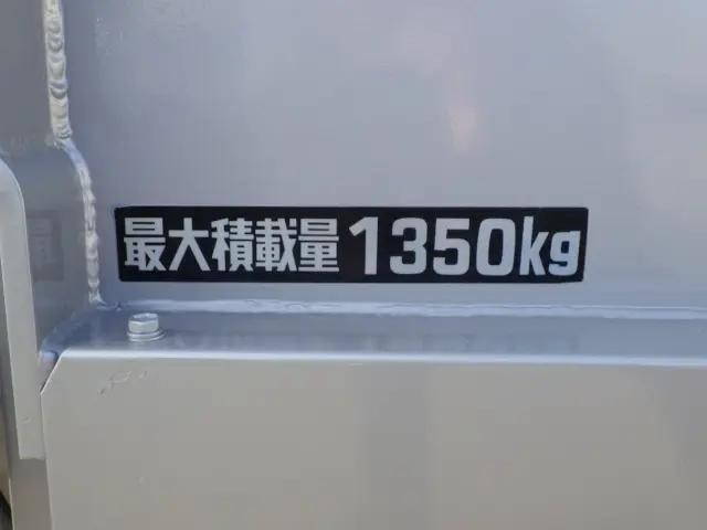 トヨタトヨエース平ボディ小型（2t・3t）[写真28]