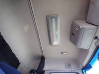 UDトラックスクオントレーラーヘッド（トラクターヘッド）大型（10t）[写真23]