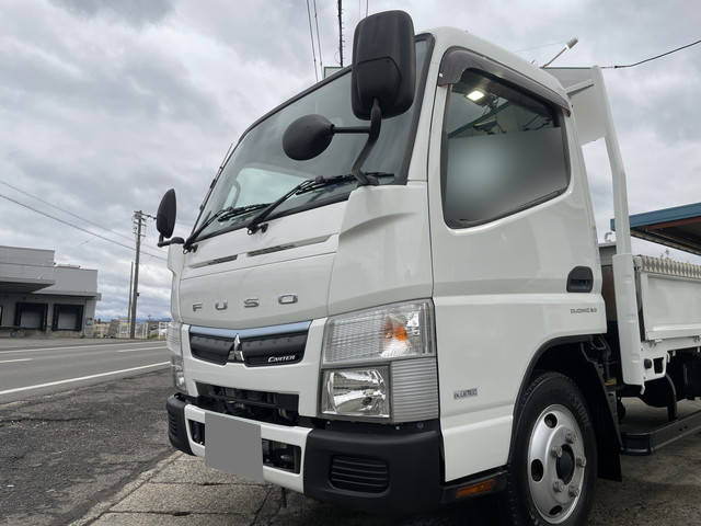 三菱ふそうキャンター平ボディ小型（2t・3t）[写真08]