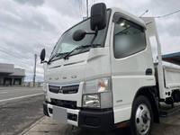 三菱ふそうキャンター平ボディ小型（2t・3t）[写真09]