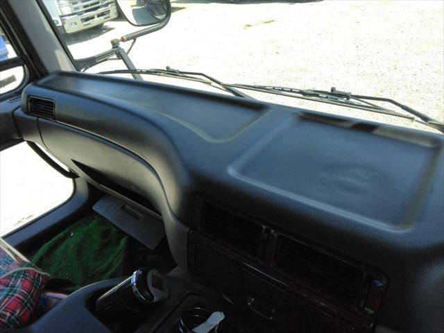 日野プロフィアセルフローダー大型（10t）[写真20]