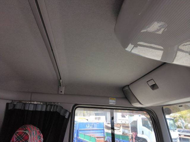 日野プロフィアセルフローダー大型（10t）[写真22]