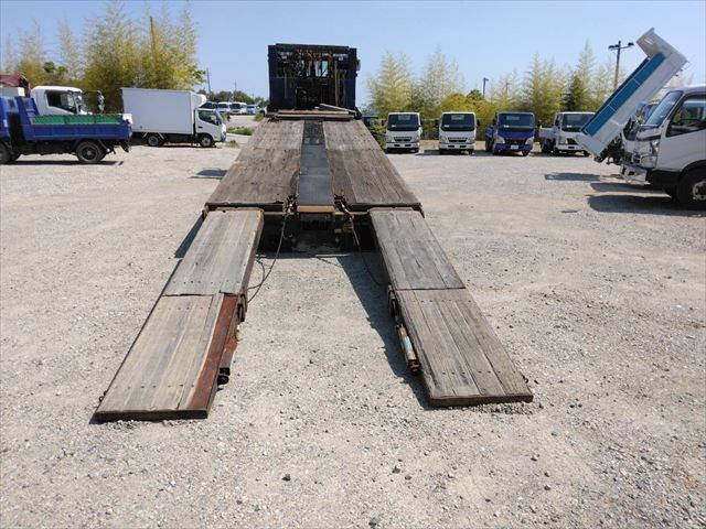 日野プロフィアセルフローダー大型（10t）[写真09]