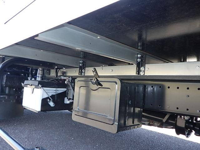 日野デュトロ冷凍車（冷蔵車）小型（2t・3t）[写真16]