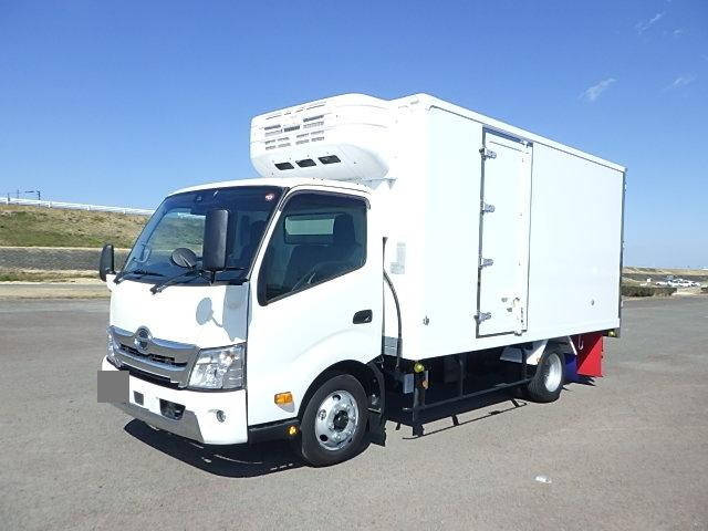 日野デュトロ冷凍車（冷蔵車）小型（2t・3t）[写真03]