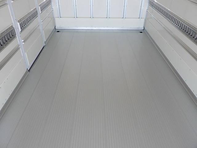 日野デュトロ冷凍車（冷蔵車）小型（2t・3t）[写真07]