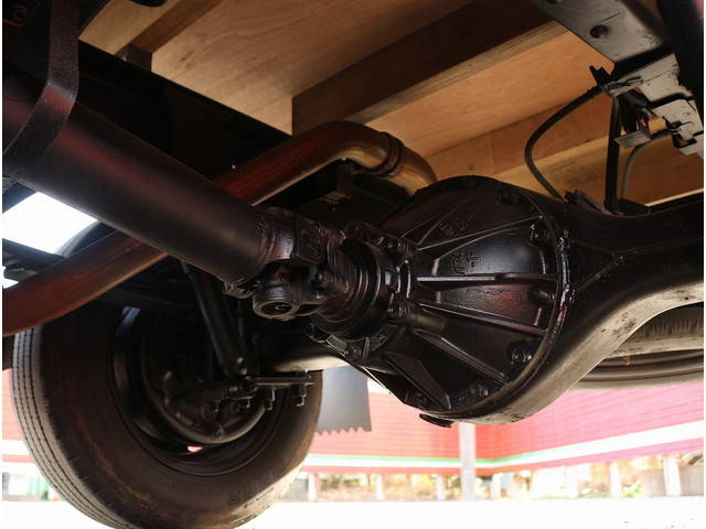 いすゞエルフ平ボディ小型（2t・3t）[写真19]