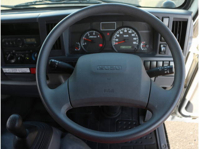 いすゞエルフ平ボディ小型（2t・3t）[写真25]