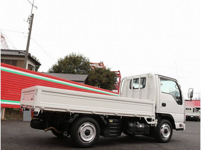 いすゞエルフ平ボディ小型（2t・3t）[写真04]