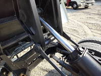 いすゞエルフダンプ小型（2t・3t）[写真17]