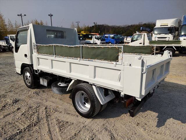 いすゞエルフダンプ小型（2t・3t）[写真02]