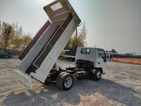 いすゞエルフダンプ小型（2t・3t）[写真05]